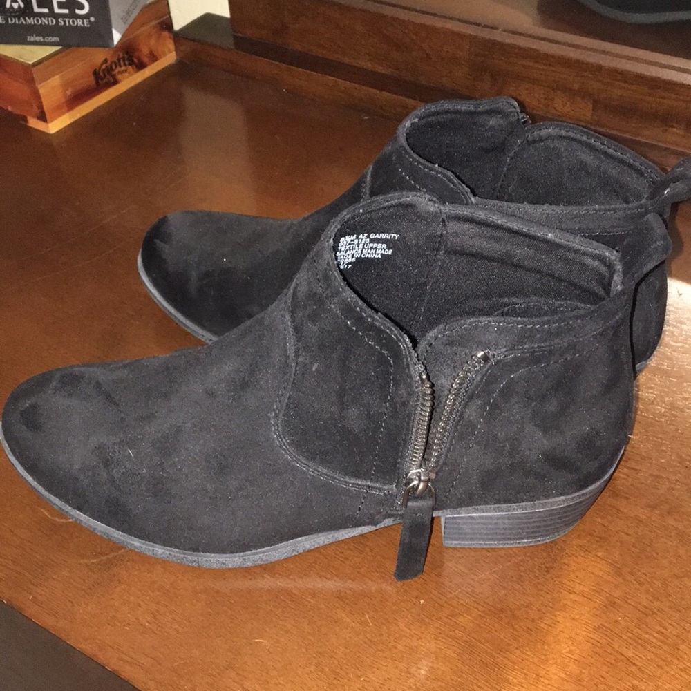 Black booties